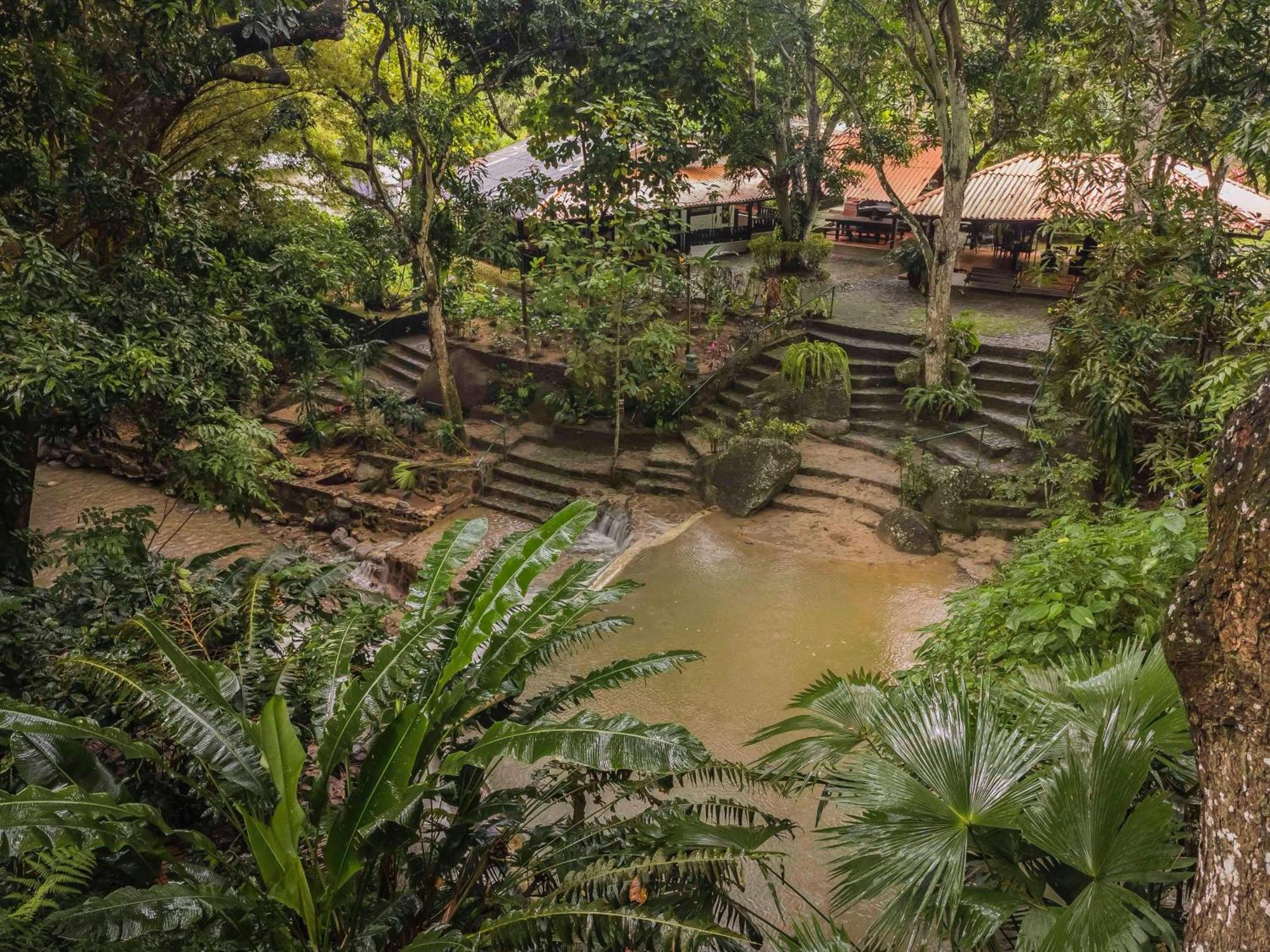 Hermosa Con Piscina Privada Y Acceso Al Rio *